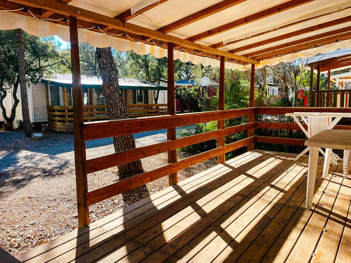 3 Bedroom Chalets Camping Lei Suves - Joycasa Roquebrune-sur Argens Exterior foto