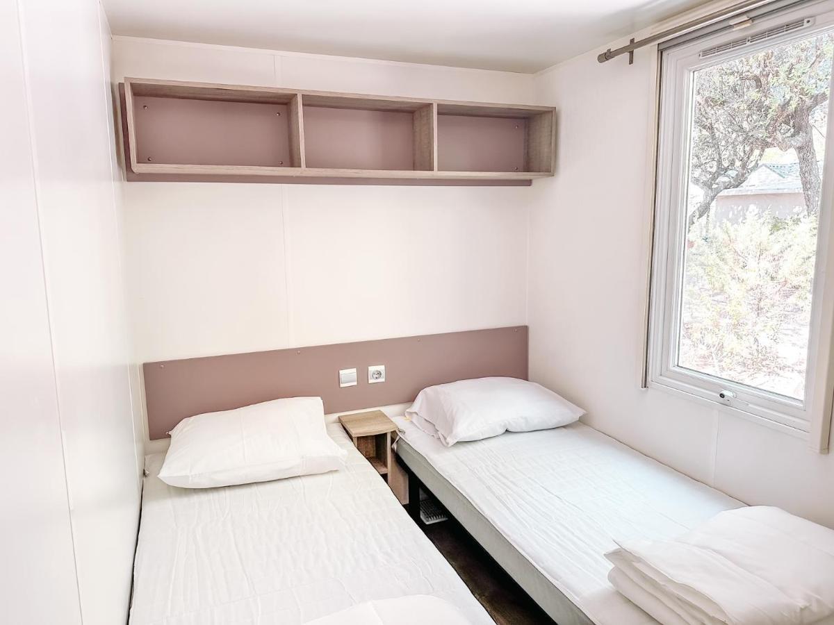 3 Bedroom Chalets Camping Lei Suves - Joycasa Roquebrune-sur Argens Exterior foto